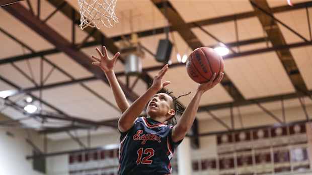 Veterans Memorial's Sean Mondragon attempts a basket during the game at Flour Bluff High School, Friday, Jan. 12, 2024, in Corpus Christi, Texas.